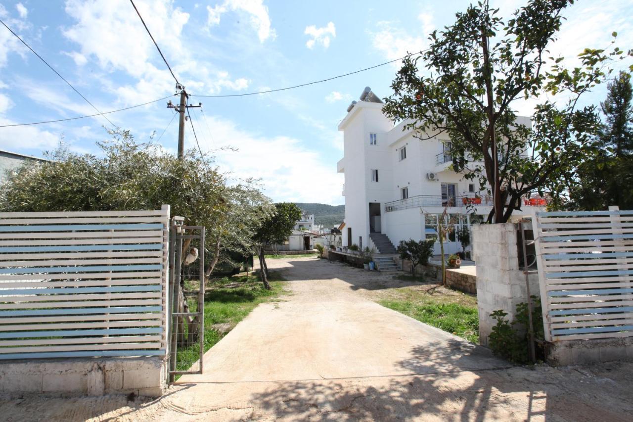 Vila Dodaj Ksamil Buitenkant foto